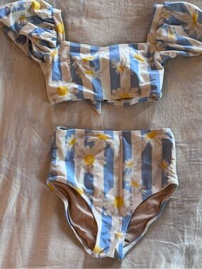 Girls' Shade Critters Blue & White Daisy Stripe High-Waist Bikini — Kids Swim